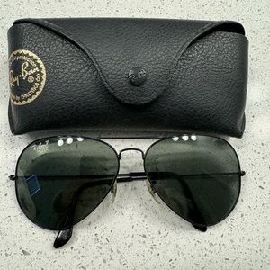 Ray Ban 62” black polorized aviators